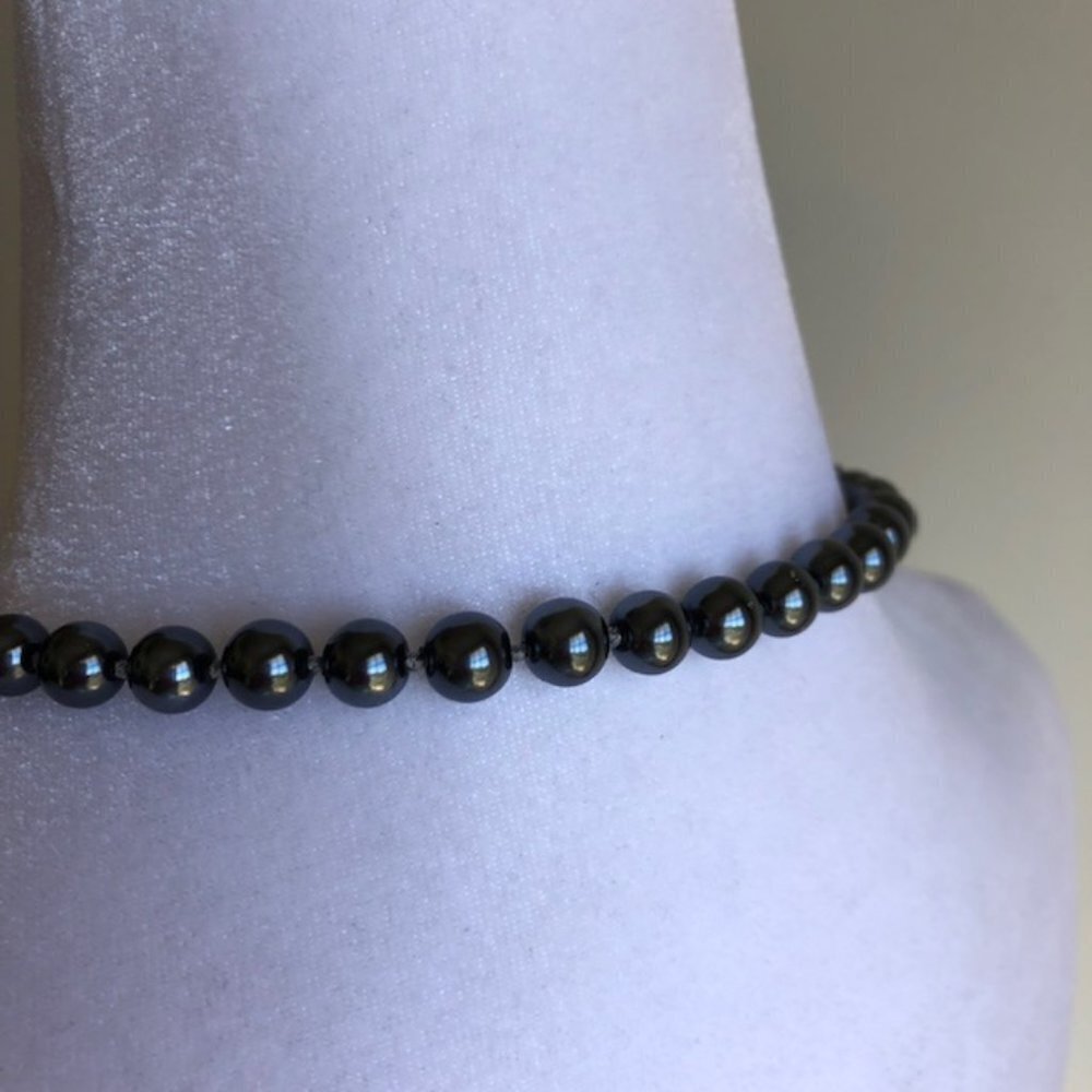 TALBOTS Metallic Gray Faux Pearl Bead 16" Choker Necklace - Picture 6 of 14